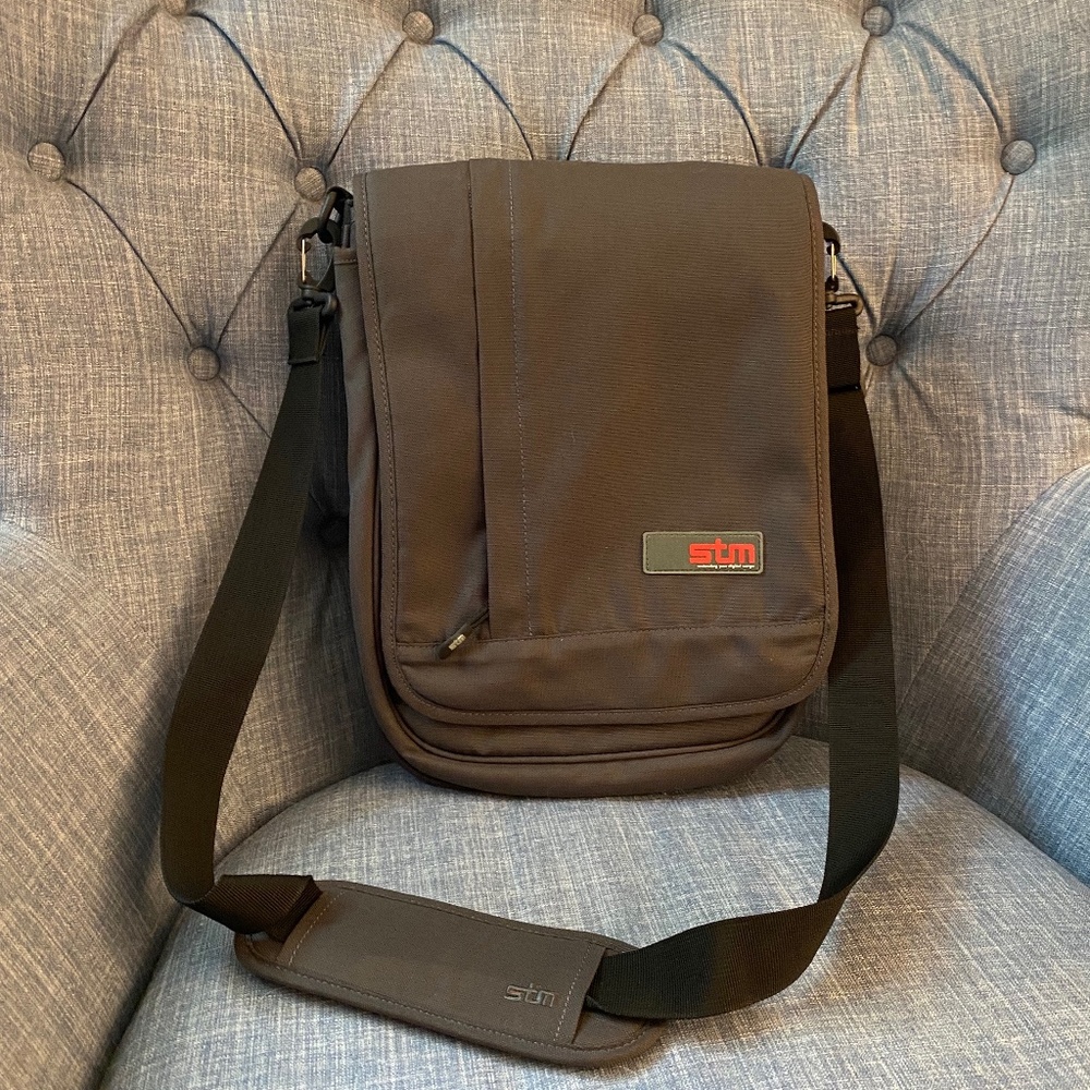 Laptop Shoulder Bag from STM